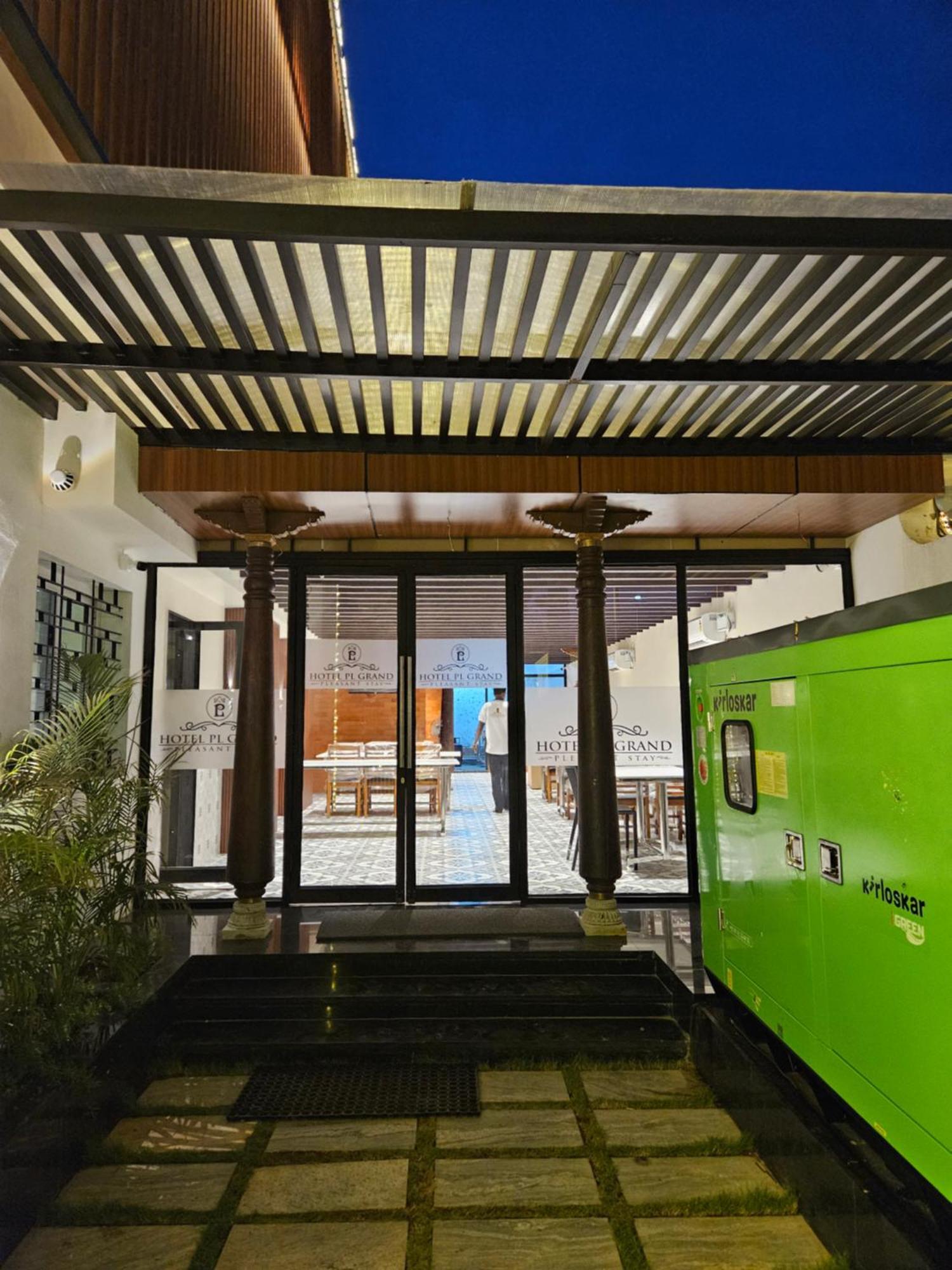 Hotel Pl Grand Karaikkudi Extérieur photo