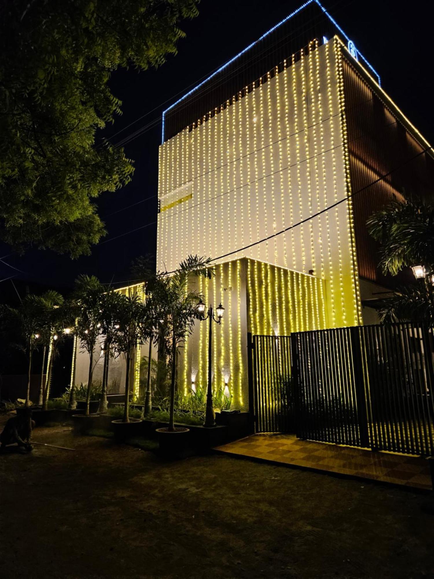 Hotel Pl Grand Karaikkudi Extérieur photo