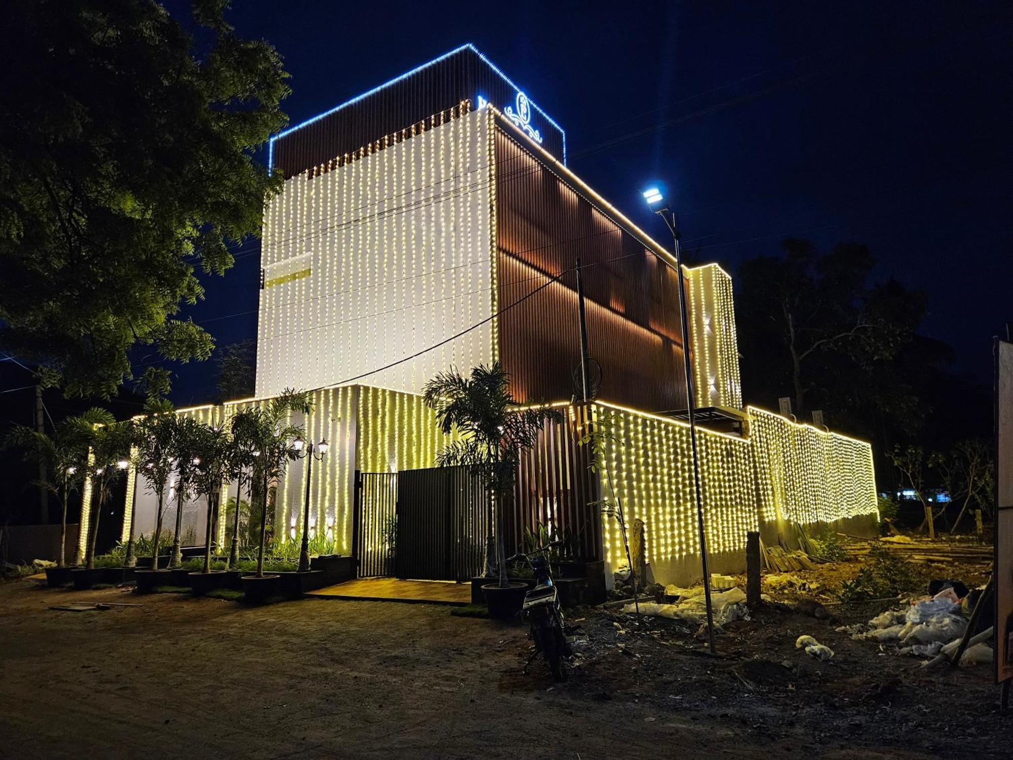 Hotel Pl Grand Karaikkudi Extérieur photo
