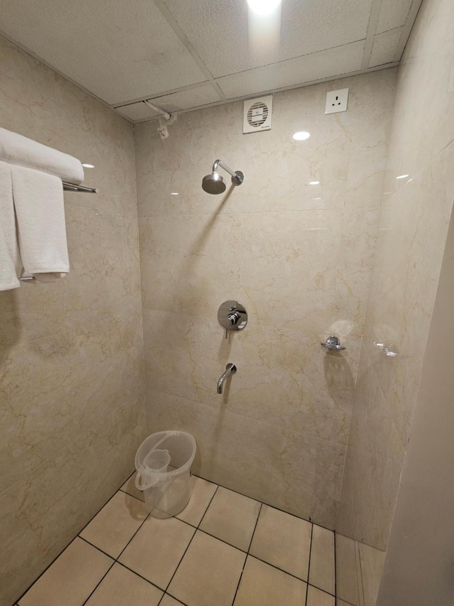 Hotel Pl Grand Karaikkudi Extérieur photo