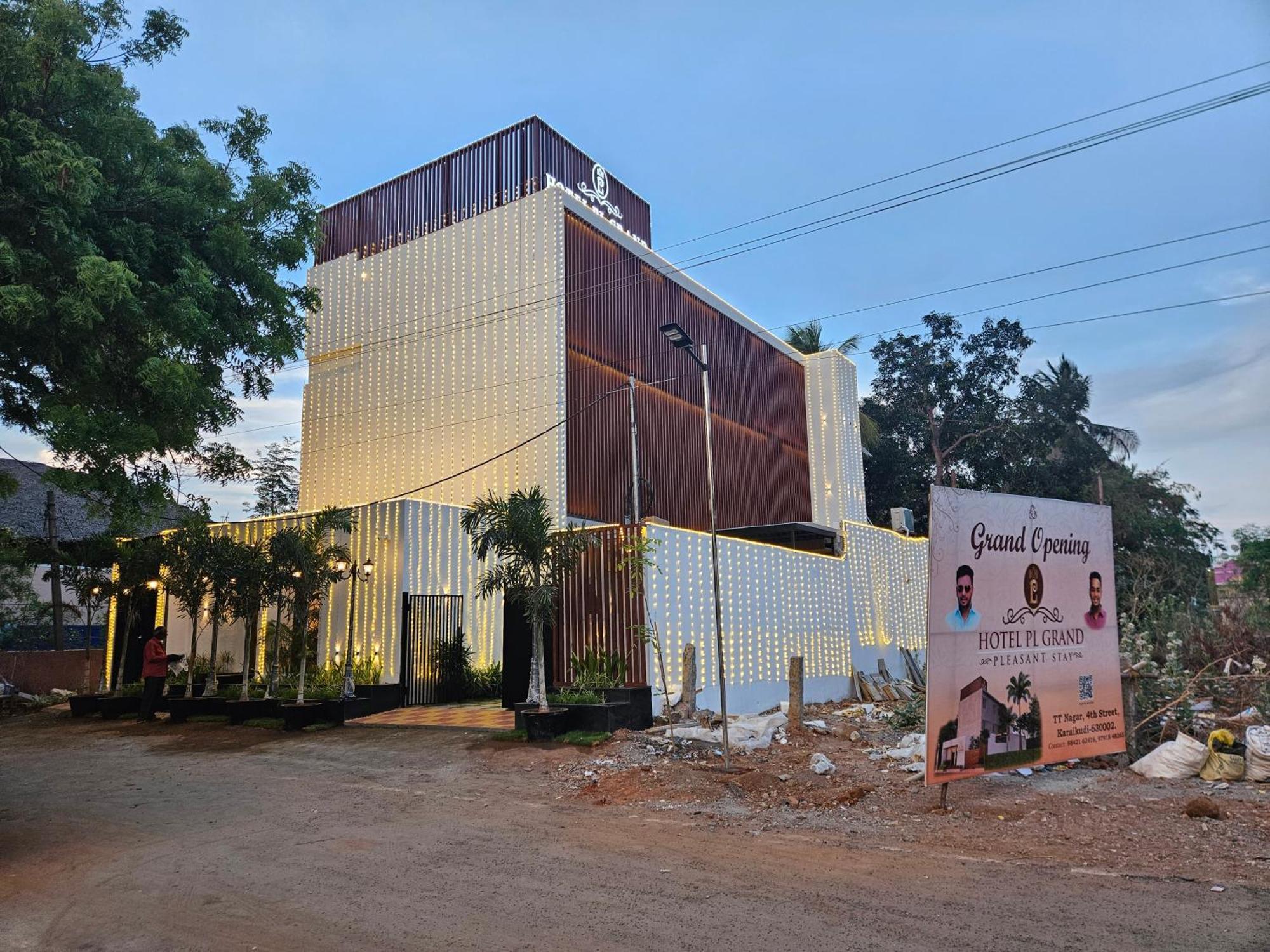 Hotel Pl Grand Karaikkudi Extérieur photo