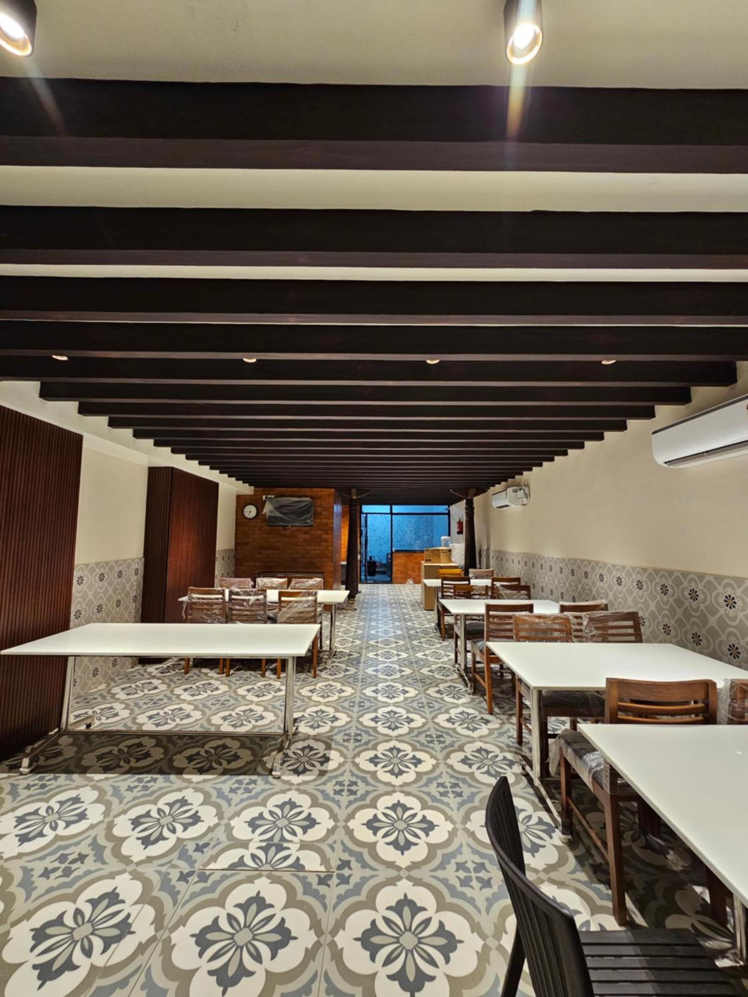 Hotel Pl Grand Karaikkudi Extérieur photo